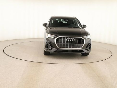 New 2025 Audi Q3 2.0T Premium image 11