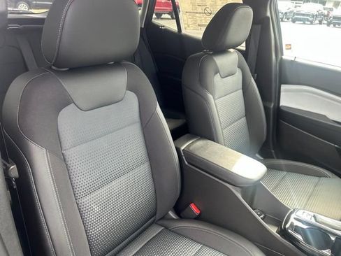 New 2026 Chevrolet Trax LT w/ Driver Confidence Package FWD image 41