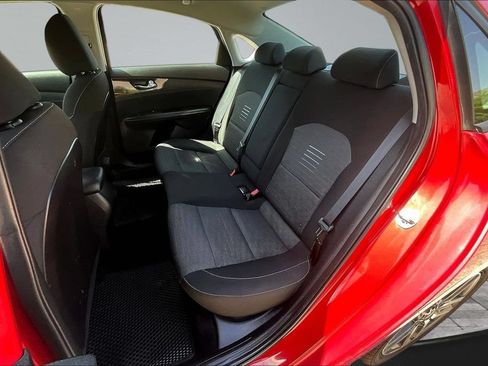 Used 2019 Kia Forte S FWD image 21
