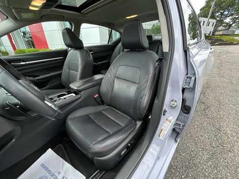Certified 2023 Nissan Altima 2.0 SR FWD image 15
