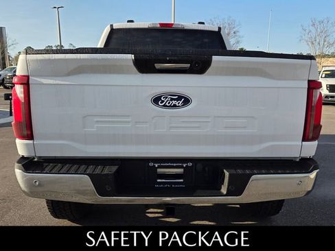 Used 2024 Ford F150 XLT w/ Tow/Haul Package image 11