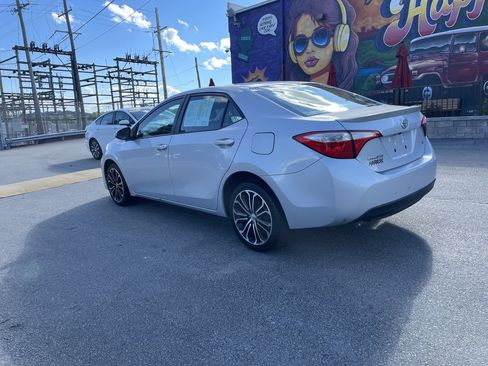 Used 2014 Toyota Corolla S FWD image 3