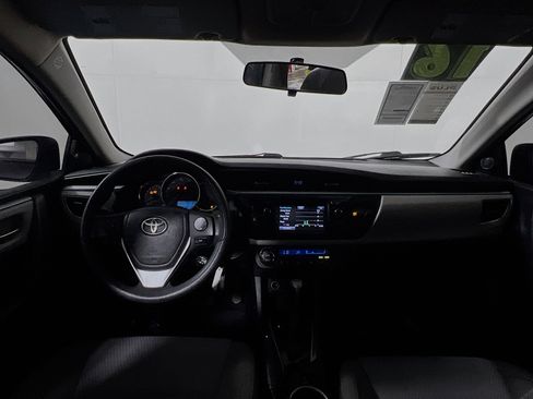 Used 2016 Toyota Corolla LE FWD image 29