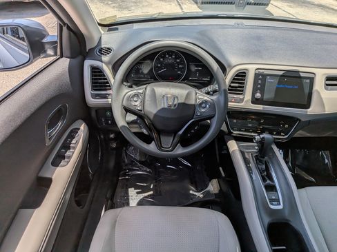 Used 2022 Honda HR-V EX image 16