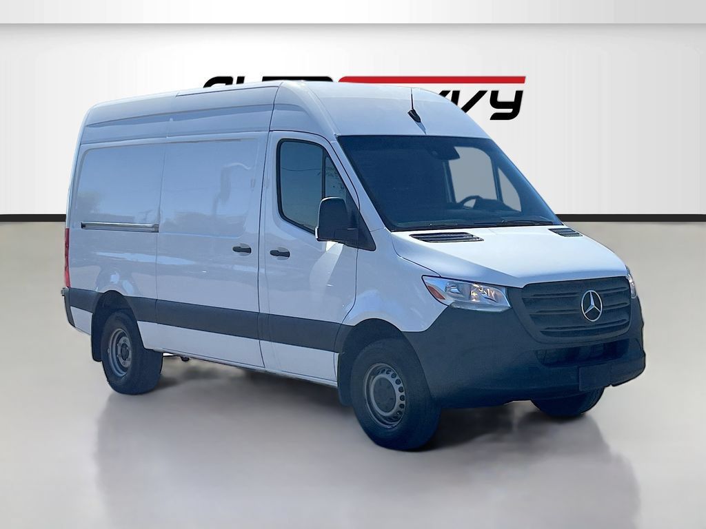 Used 2024 Mercedes-Benz Sprinter 3500 image 1