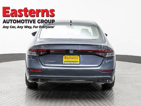 Used 2023 Honda Accord LX image 6