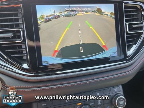 Used 2025 Dodge Durango GT RWD image 22