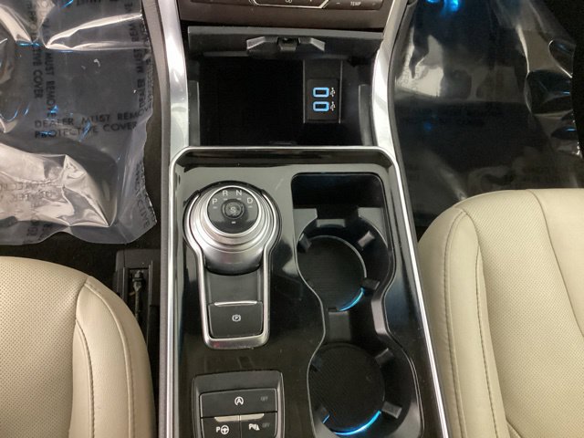 Used 2020 Ford Edge Titanium AWD/4WD image 20