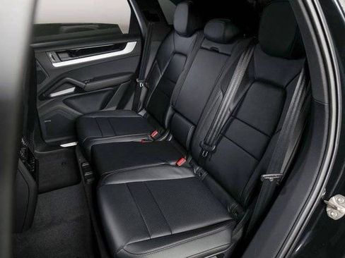 New 2026 Porsche Cayenne AWD/4WD image 13