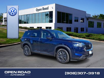 Used 2022 Nissan Pathfinder SV