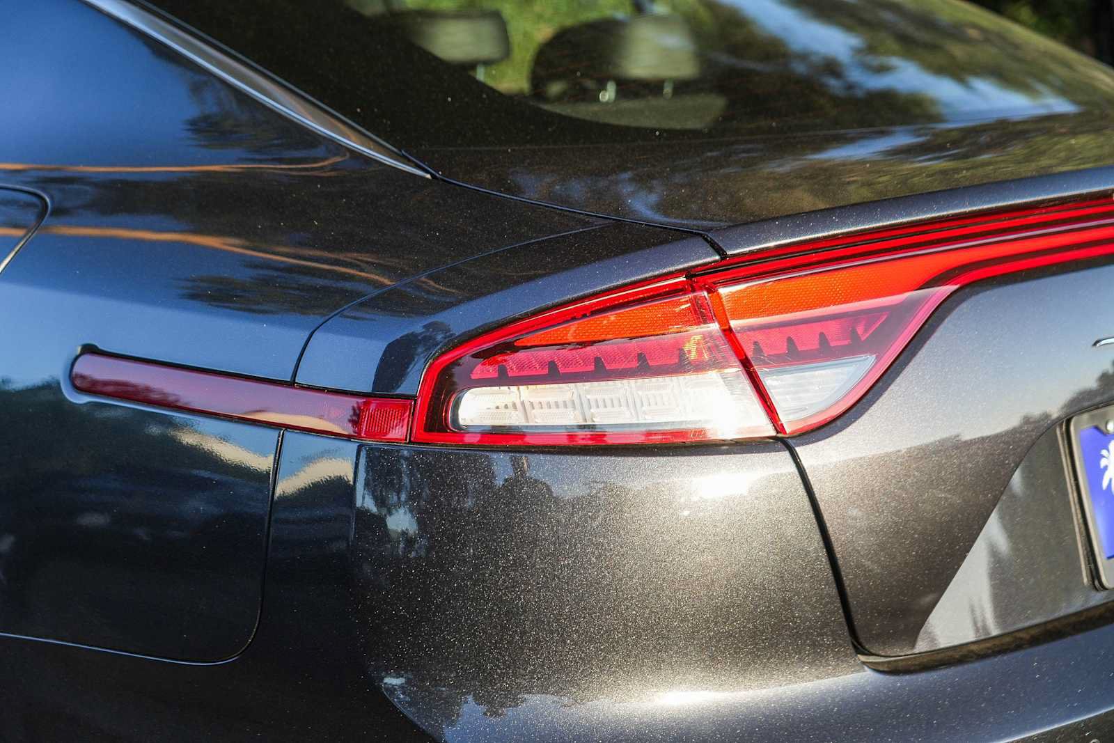 Used 2022 Kia Stinger GT1 AWD/4WD image 8