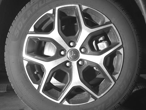 Used 2025 Jeep Compass Limited image 13