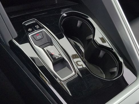 Certified 2025 Audi Q5 Premium w/ Premium Plus AWD/4WD image 15