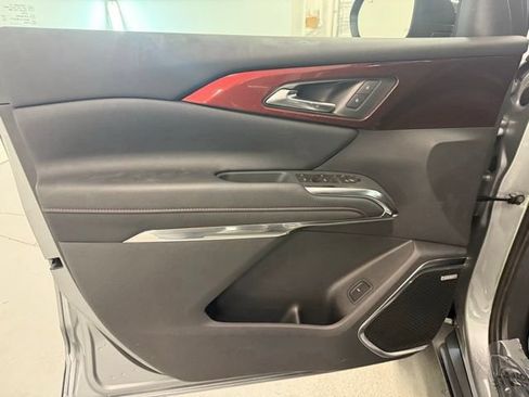 New 2026 Chevrolet Traverse Z71 w/ Enhanced Driving Package AWD/4WD image 14