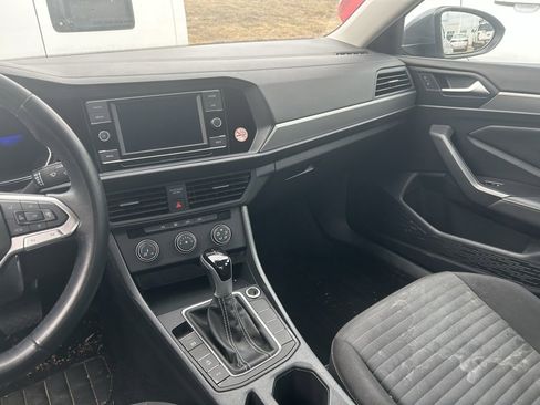 Used 2024 Volkswagen Jetta S image 12