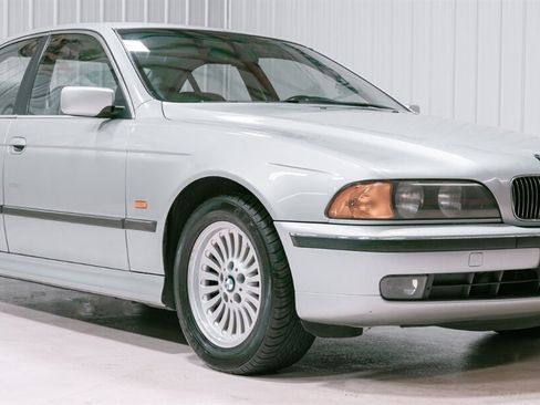 Used 1997 BMW 540i Sedan RWD image 1
