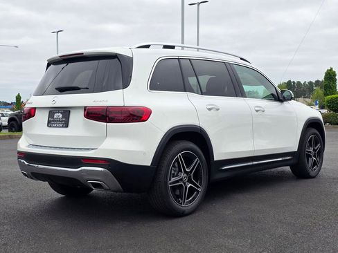 New 2026 Mercedes-Benz GLB 250 4MATIC image 6