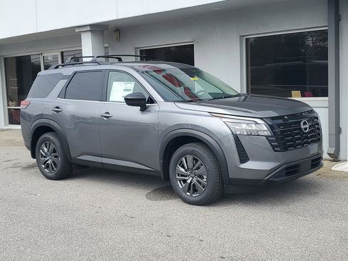 New 2026 Nissan Pathfinder SV image 24