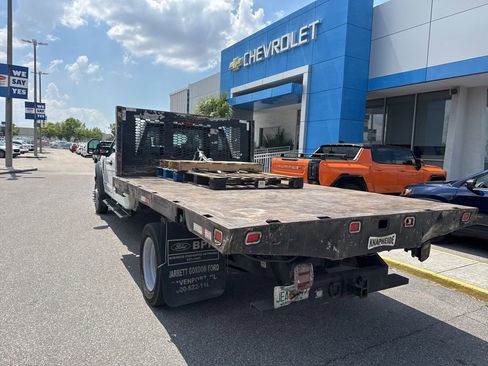 Used 2017 Ford F550 2WD Crew Cab Super Duty image 13
