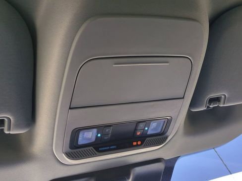 Used 2024 Ford F250 XLT image 20