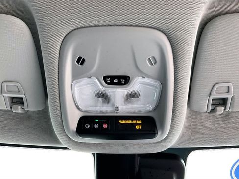 Used 2024 Chevrolet TrailBlazer LS image 23