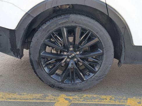 Used 2020 Kia Telluride SX w/ SX Prestige Package image 11