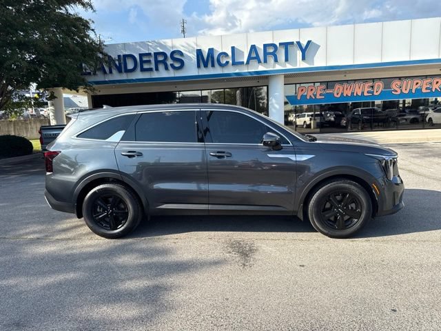 Used 2024 Kia Sorento LX FWD image 14