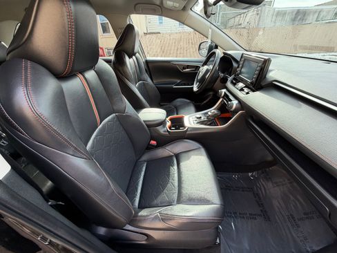 Used 2022 Toyota RAV4 Adventure image 30