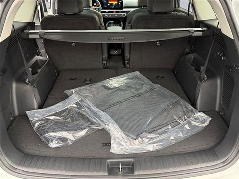 New 2026 Kia Sorento EX w/ EX Premium Package FWD image 16