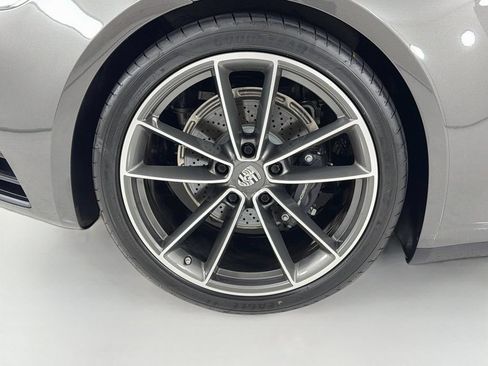 Certified 2022 Porsche 911 Carrera w/ Premium Package RWD image 33