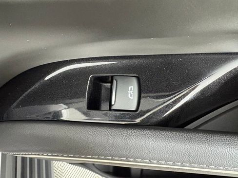 Used 2022 Cadillac Escalade Sport Platinum AWD/4WD image 56