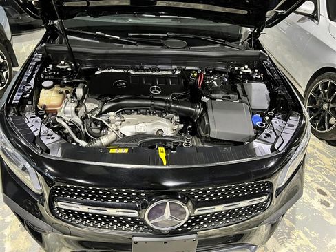 Used 2020 Mercedes-Benz GLB 250 4MATIC w/ AMG Line image 44