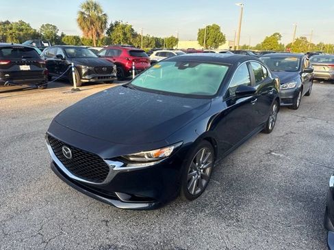 Used 2021 MAZDA MAZDA3 s FWD image 4
