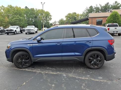 Used 2022 Volkswagen Taos SE w/ IQ.Drive SE Package AWD/4WD image 18