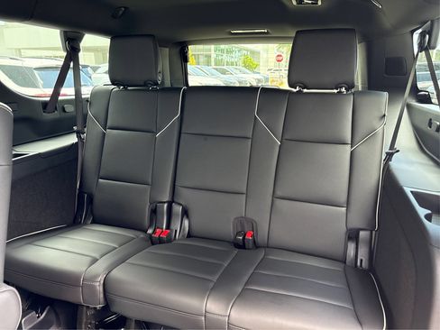 New 2026 Cadillac Escalade ESV Luxury w/ Touring Package AWD/4WD image 12