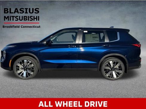 New 2026 Mitsubishi Outlander SE AWD/4WD image 5