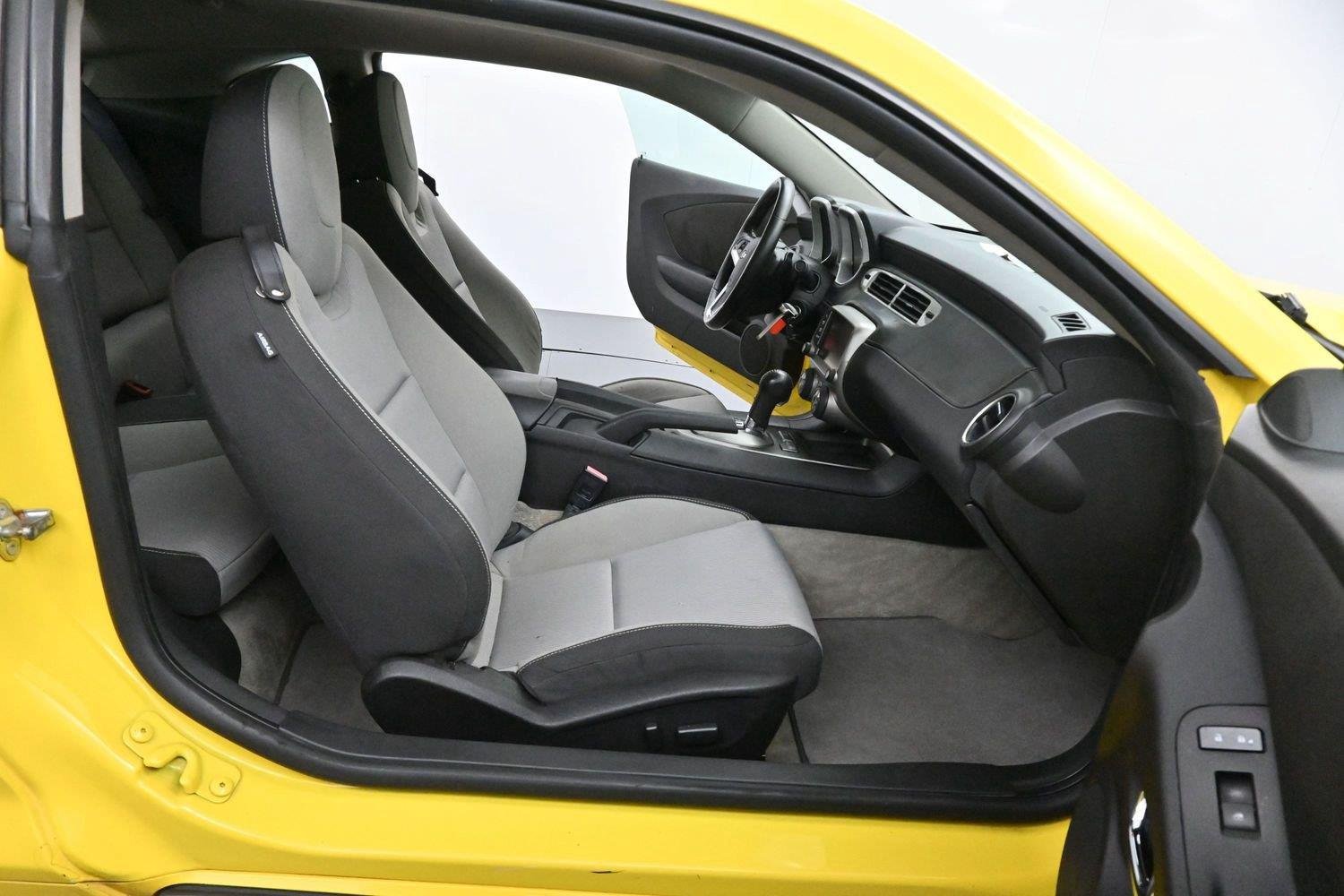 Used 2015 Chevrolet Camaro LT w/ RS Package RWD image 28