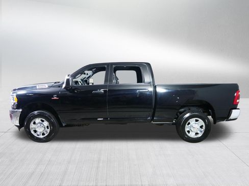 Used 2024 RAM 2500 Tradesman w/ Safety Group AWD/4WD image 4