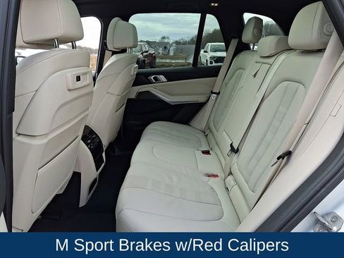 Used 2022 BMW X5 xDrive40i w/ M Sport Package image 19