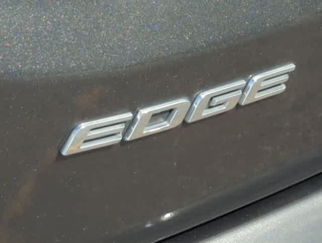 Used 2019 Ford Edge Titanium AWD/4WD image 13