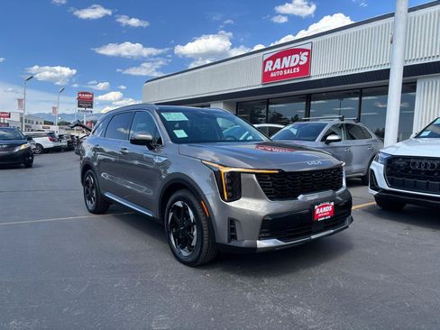 Used 2025 Kia Sorento EX w/ EX Panoramic Sunroof Package AWD/4WD image 2