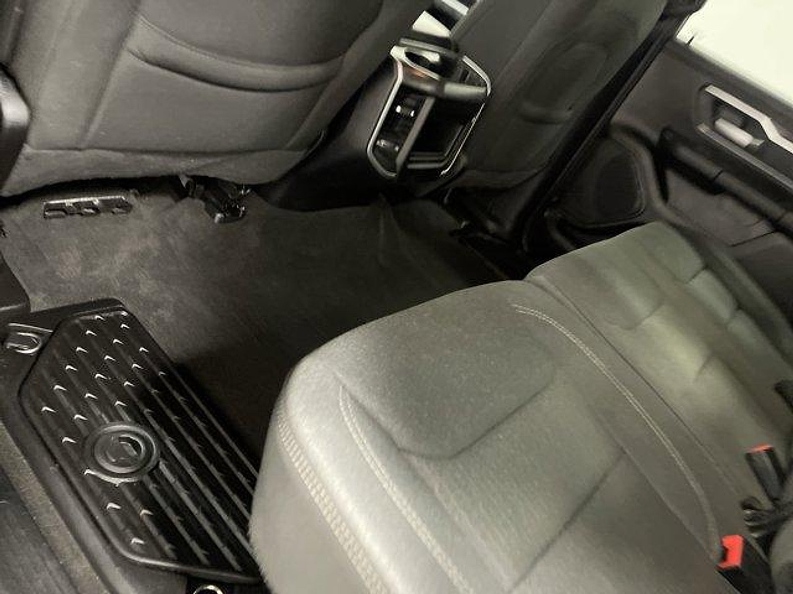 Used 2022 RAM 1500 Big Horn AWD/4WD image 12