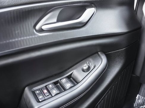 Used 2023 Jeep Grand Cherokee Altitude image 12