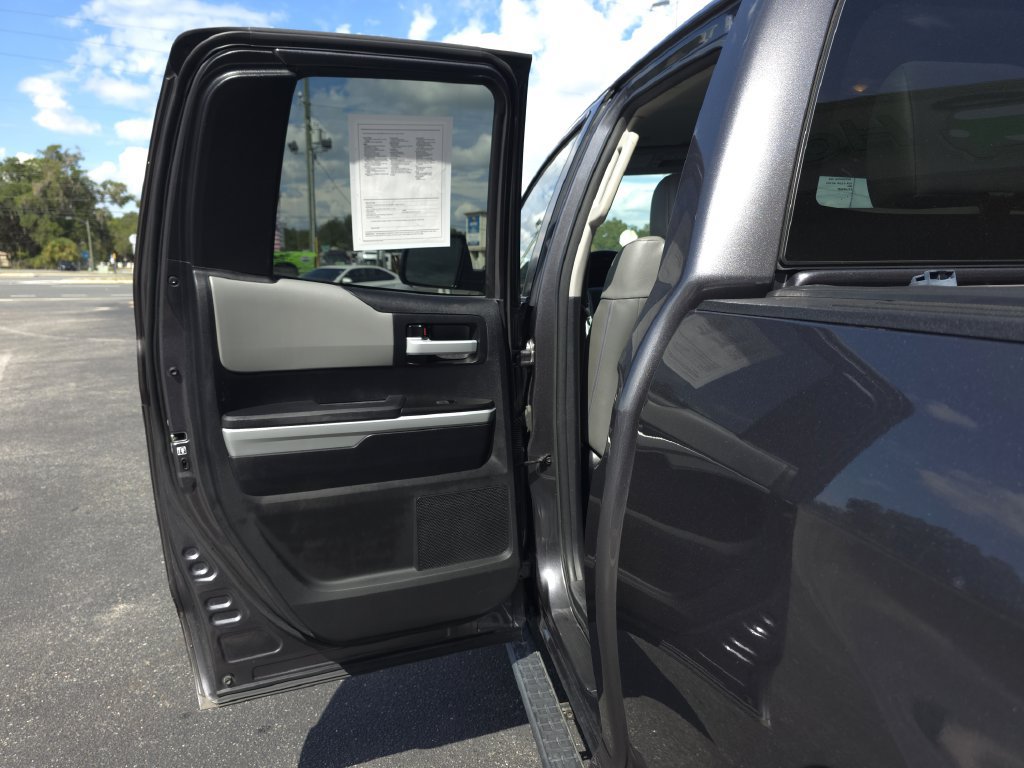 Used 2019 Toyota Tundra Limited w/ Limited Premium Package AWD/4WD image 12
