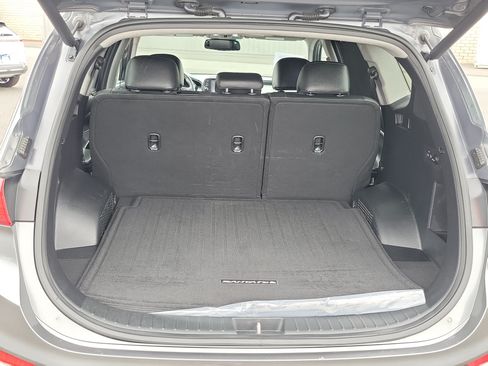 Used 2019 Hyundai Santa Fe Limited FWD image 18