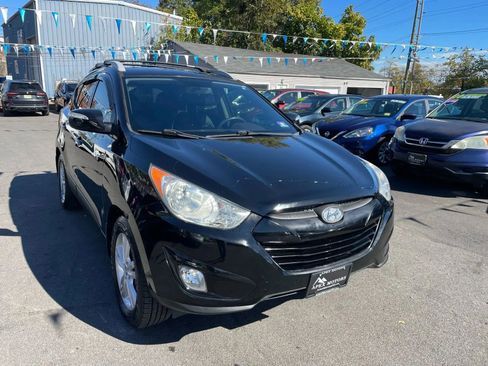 Used 2013 Hyundai Tucson GLS image 4