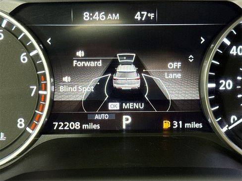 Used 2022 Nissan Pathfinder SV image 18