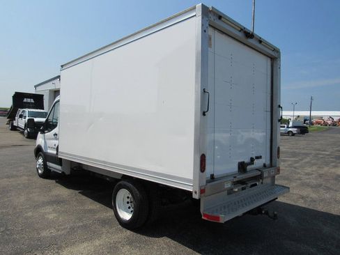 Used 2019 Ford Transit 350 156 DRW RWD image 5