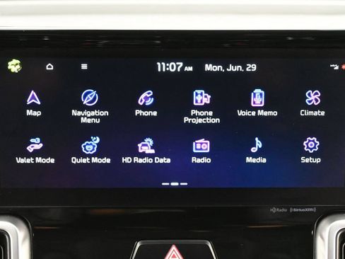 Used 2023 Kia Sorento EX w/ Panoramic Sunroof Package FWD image 11