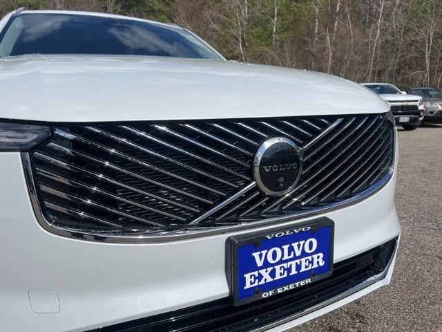 New 2026 Volvo XC90 T8 Plus w/ Protection Package Premier AWD/4WD image 11